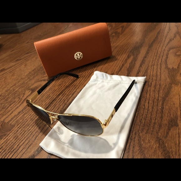 Tory Burch Black/Gold Aviator Sunglasses main image 3